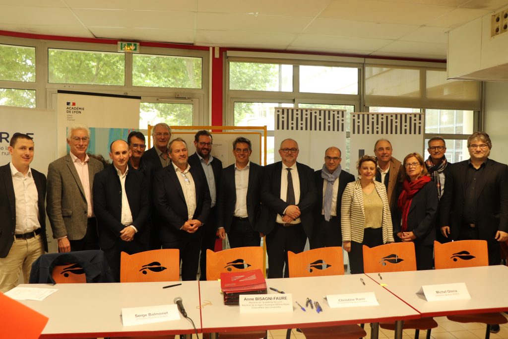 Les acteurs de l’éclairage s’associent pour faire évoluer la formation